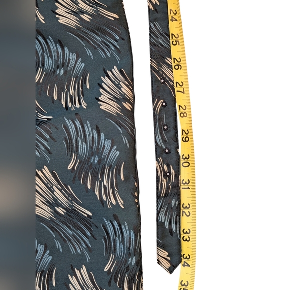 Like New! Anne Klein Belted Jacquard Dress - Picture 12 of 15